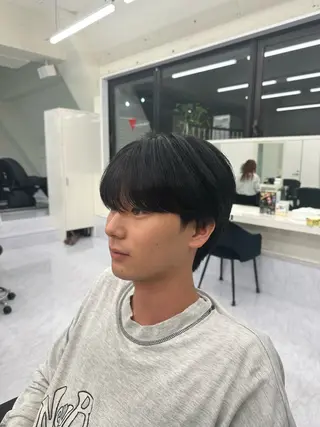 パーマ メンズ 岡部 琉斗のヘアスタイル