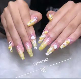 ネイル Lenie Nail Salonのネイルデザイン