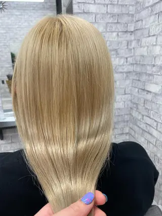 ロング カラー パーマ ヘアアレンジ メンズ キッズ ネイル マツエク・マツパ アイブロウ 🎀ハイトーンNo .1🩵NaGiSaのヘアスタイル