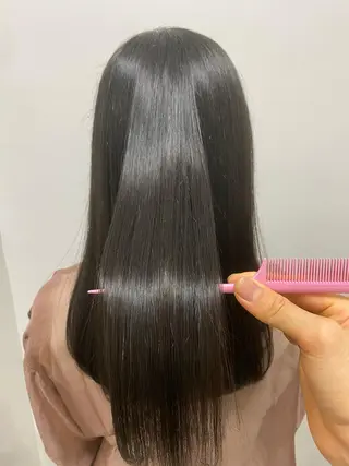 セミロング カラー パーマ ヘアアレンジ ネイル マツエク・マツパ 韓国風ベージュ🤎 赤みなし🌿横浜🤎のヘアスタイル