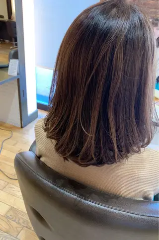 ミディアム 齊藤 衣梨佳のヘアスタイル