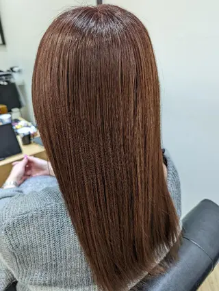 セミロング カラー ✨METEO導入店✨ 髪質改善×縮毛矯正のヘアスタイル