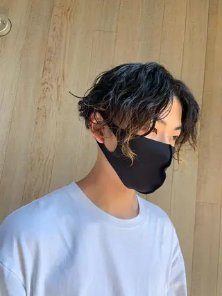 ショート カラー パーマ ヘアアレンジ メンズ ハイトーンカラー🤍 山下 優華のヘアスタイル