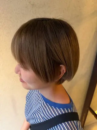 ショート 小松 陽香のヘアスタイル