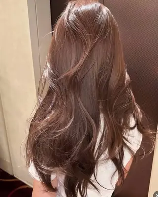 カラー 上品ヘア✖️艶髪 𝑅𝐼𝐾𝑈のヘアスタイル