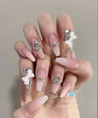 ネイル XIINHNAIL 船橋店　馬詰ちゃんのネイルデザイン