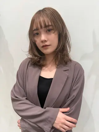 セミロング 💛🤍U too e’s /店長🧸のヘアスタイル