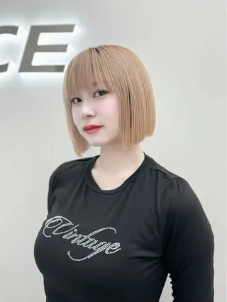 ショート カラー ヘアアレンジ 縮毛矯正🤍 ボブ/ HIKARIのヘアスタイル