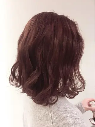 ショート カラー 草野 奈扇のヘアスタイル