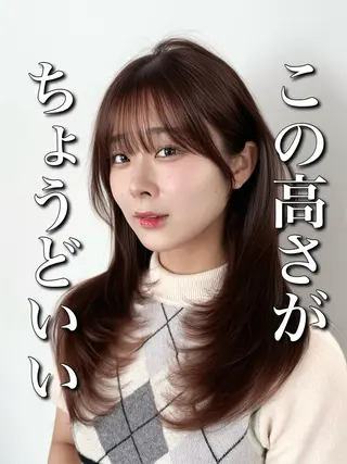 セミロング 透明感カラー🩶 ×小顔カット難波のヘアスタイル