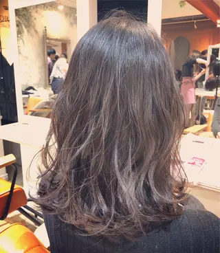 ミディアム カラー 櫻田 朴のヘアスタイル