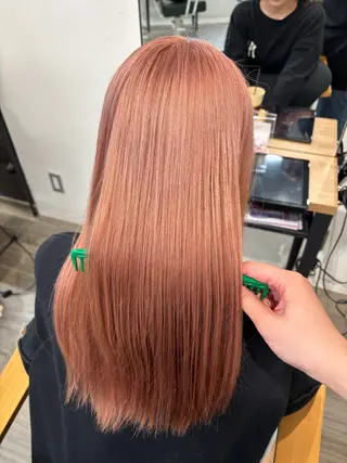 ロング カラー 透明感ブラウン｜ レイヤー｜小寺 葵のヘアスタイル