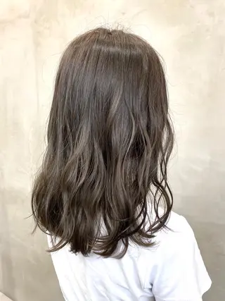 セミロング カラー 🫧透明感カラー🫧 OIKAWAのヘアスタイル