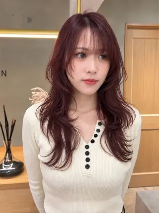 ロング 栄レイヤーカット・ 顔まわりレイヤー✂️のヘアスタイル