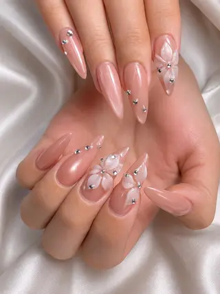 ネイル LEELA NAIL STUDIOのネイルデザイン