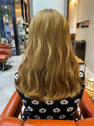 セミロング カラー ⭐️カラー特化⭐️ 安達佑紀のヘアスタイル