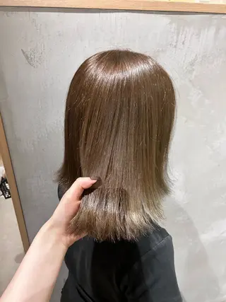 ミディアム カラー 瀬川 夏緒のヘアスタイル