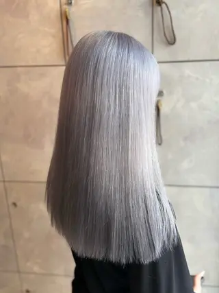 ロング カラー 🎀ハイトーン・艶 カラー HANA🎀のヘアスタイル