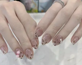 ネイル Pure&Rich Nailのネイルデザイン