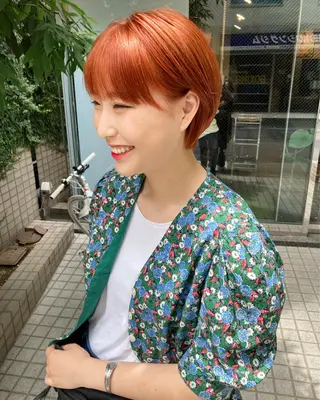 ショート カラー ハイトーン/レイヤー /ウルフ⭐️永田⭐️のヘアスタイル