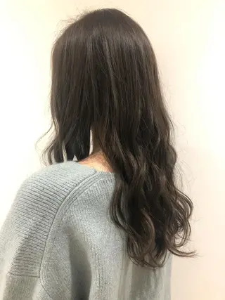 ロング カラー 宮崎 睦のヘアスタイル