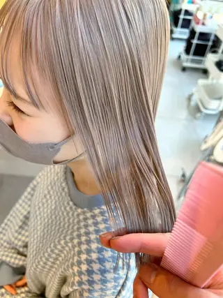 セミロング カラー ヘアアレンジ レイヤー専門家 ダブルカラー修のヘアスタイル