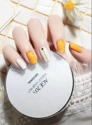 ネイル エ イのネイルデザイン