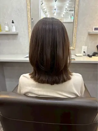 ミディアム 小林 羽蘭のヘアスタイル