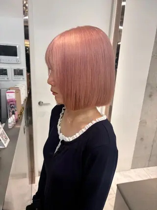 ショート 🎀ハイトーン/ 透明感カラー/翼🎀のヘアスタイル