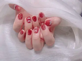 ネイル KARI ネイルサロンのネイルデザイン