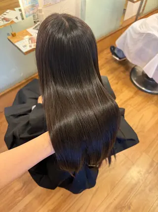 ロング エクステ/ハイトーン /レイヤーカットのヘアスタイル