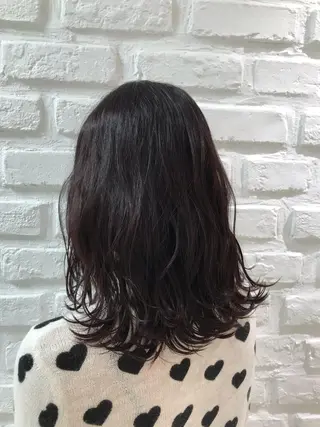 セミロング カラー 【暖色カラー特化】 中山由梨のヘアスタイル