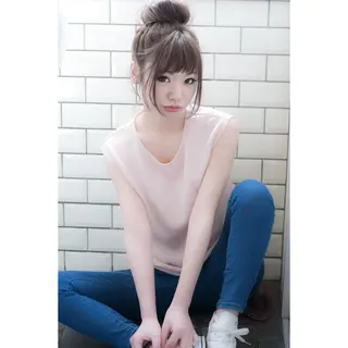 ミディアム EIGHT plum TOKIOリミテッドのヘアスタイル