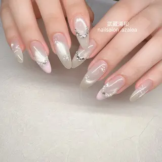 ネイル R inのネイルデザイン
