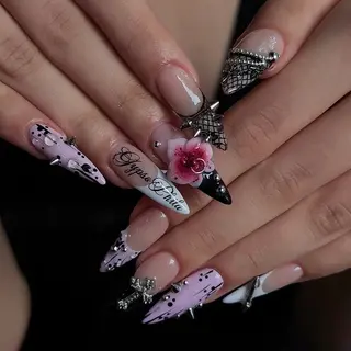 ネイル Mika Nails 心斎橋のネイルデザイン