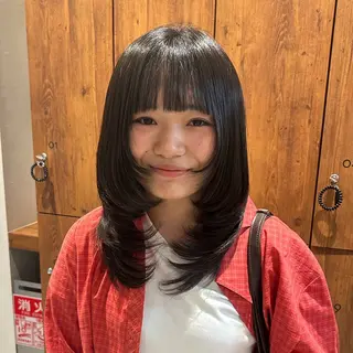 セミロング レイヤー🎀透明感 カラー|ワンホンのヘアスタイル