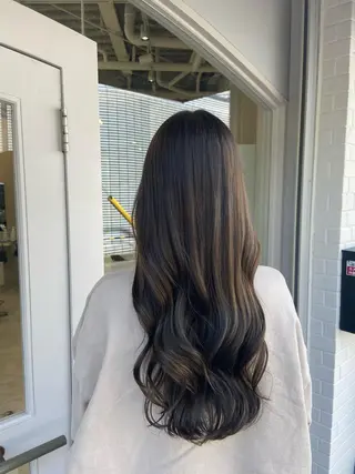ロング 川本 あゆのヘアスタイル