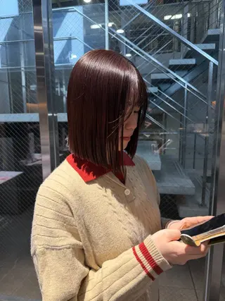 ミディアム 佐々木やすは/ レディースモデル募集のヘアスタイル