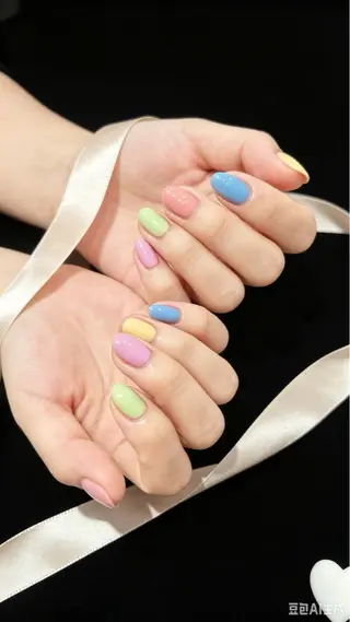 ネイル 🌈 Laule'aのネイルデザイン