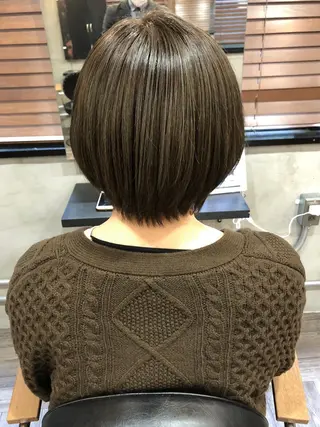 ショート カラー 🔥ハイトーン🔥 🌈柴田尚貴🌈のヘアスタイル