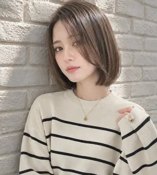 ミディアム 岩間 渉のヘアスタイル
