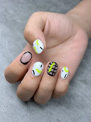 ネイル shiki_nail 🪐のネイルデザイン