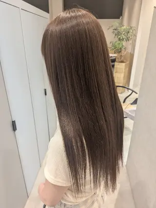 ロング カラー 古屋 美春のヘアスタイル