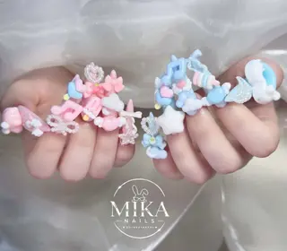 ネイル Genie Mika Nailsのネイルデザイン