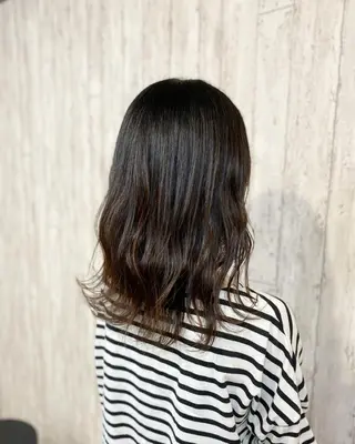 セミロング 勝河 怜楊のヘアスタイル