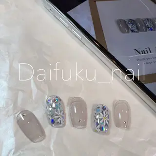 ミディアム Daifuku nailsのネイルデザイン