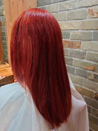 カラー 前野 真利のヘアスタイル