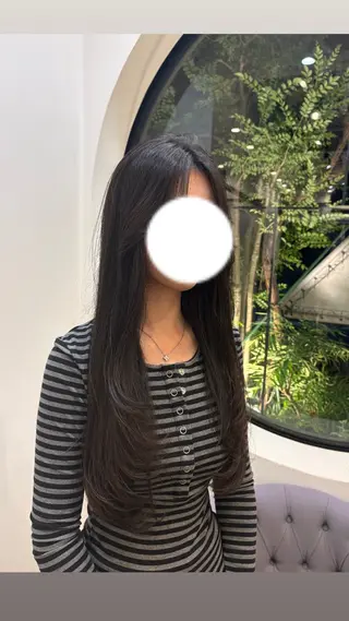 ロング MAHAE 中司のヘアスタイル