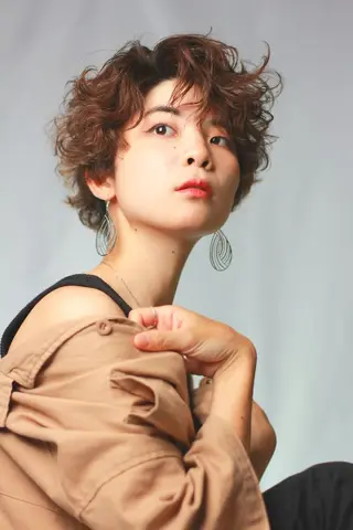 ショート パーマ カラー 松尾 泰伸のヘアスタイル