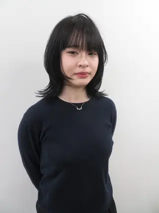 ミディアム XENA 渋谷店のヘアスタイル